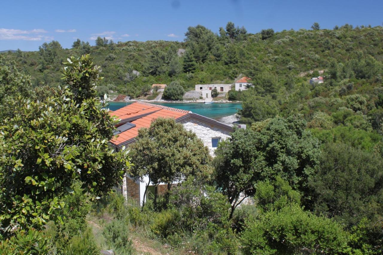 Seaside Secluded Apartments Cove Karkavac - Scedro, Hvar - 8801 Jelsa  Kültér fotó
