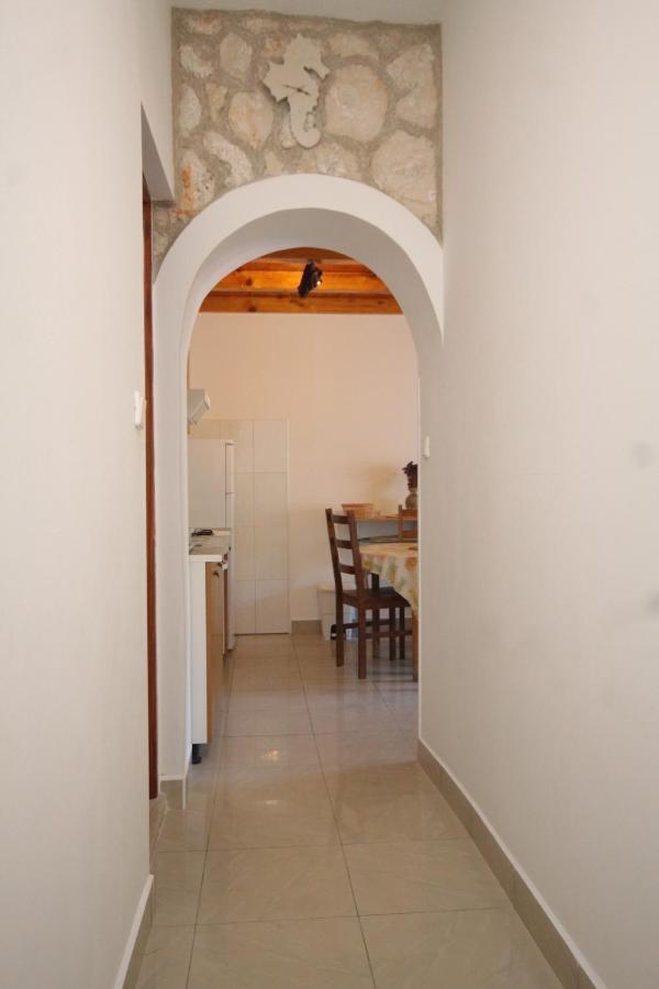 Seaside Secluded Apartments Cove Karkavac - Scedro, Hvar - 8801 Jelsa  Kültér fotó