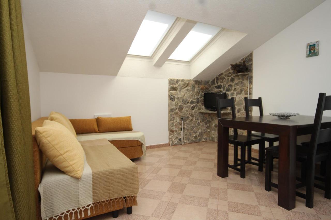 Seaside Secluded Apartments Cove Karkavac - Scedro, Hvar - 8801 Jelsa  Kültér fotó
