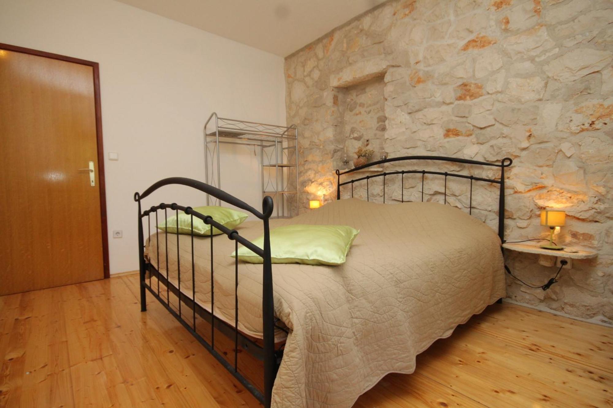 Seaside Secluded Apartments Cove Karkavac - Scedro, Hvar - 8801 Jelsa  Szoba fotó